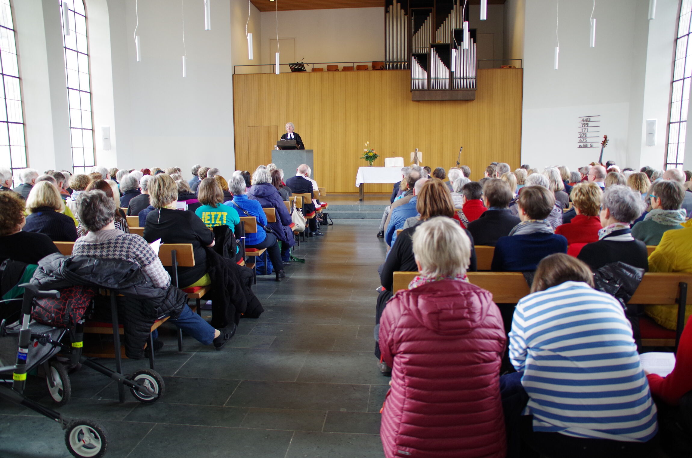 Foto: Constanze Pitsch, Gottesdienst zur Verabschiedung von Pastorin Helene Eißen-Daub 