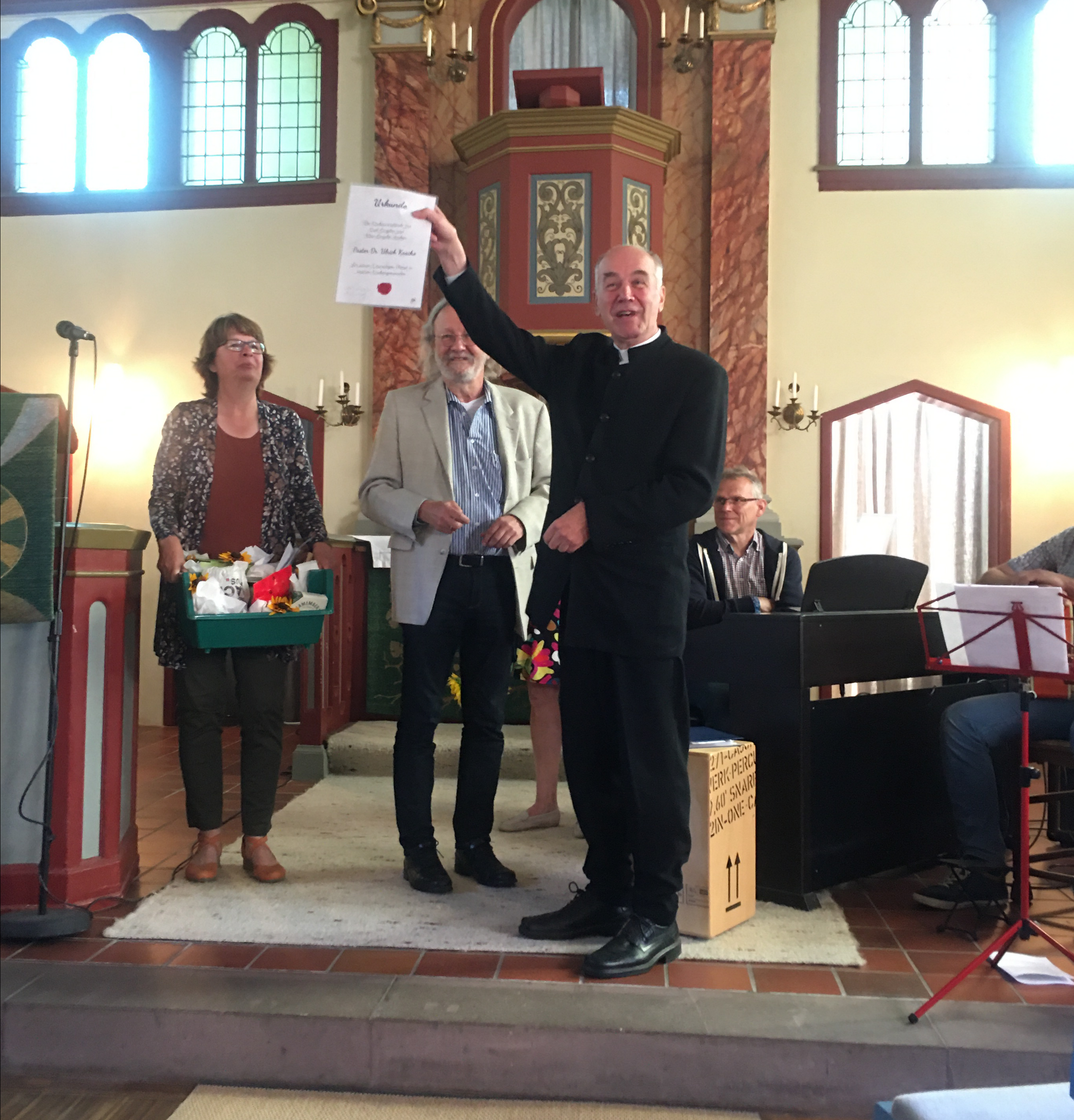 Eine richtig gesiegelte Urkunde (Foto: K+H.Herrmann)