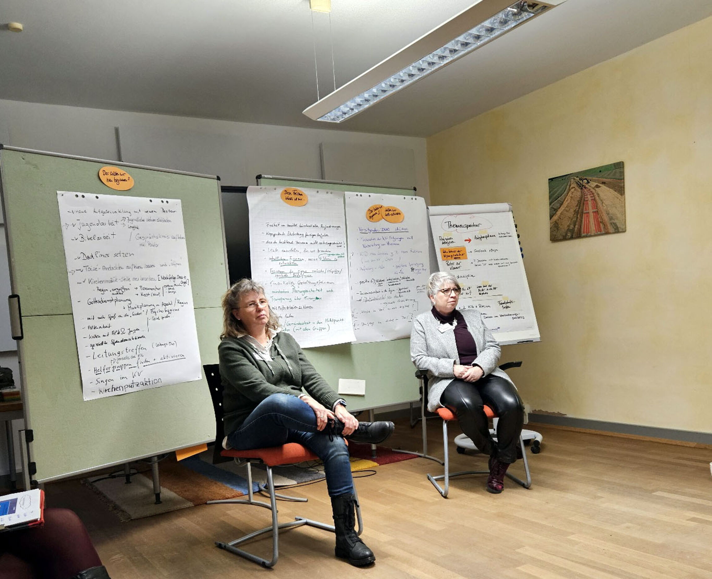 Schlussrunde: Sabine Rösner und Elke Hartebrodt-Schwier (links) (Foto: L. Heinke)