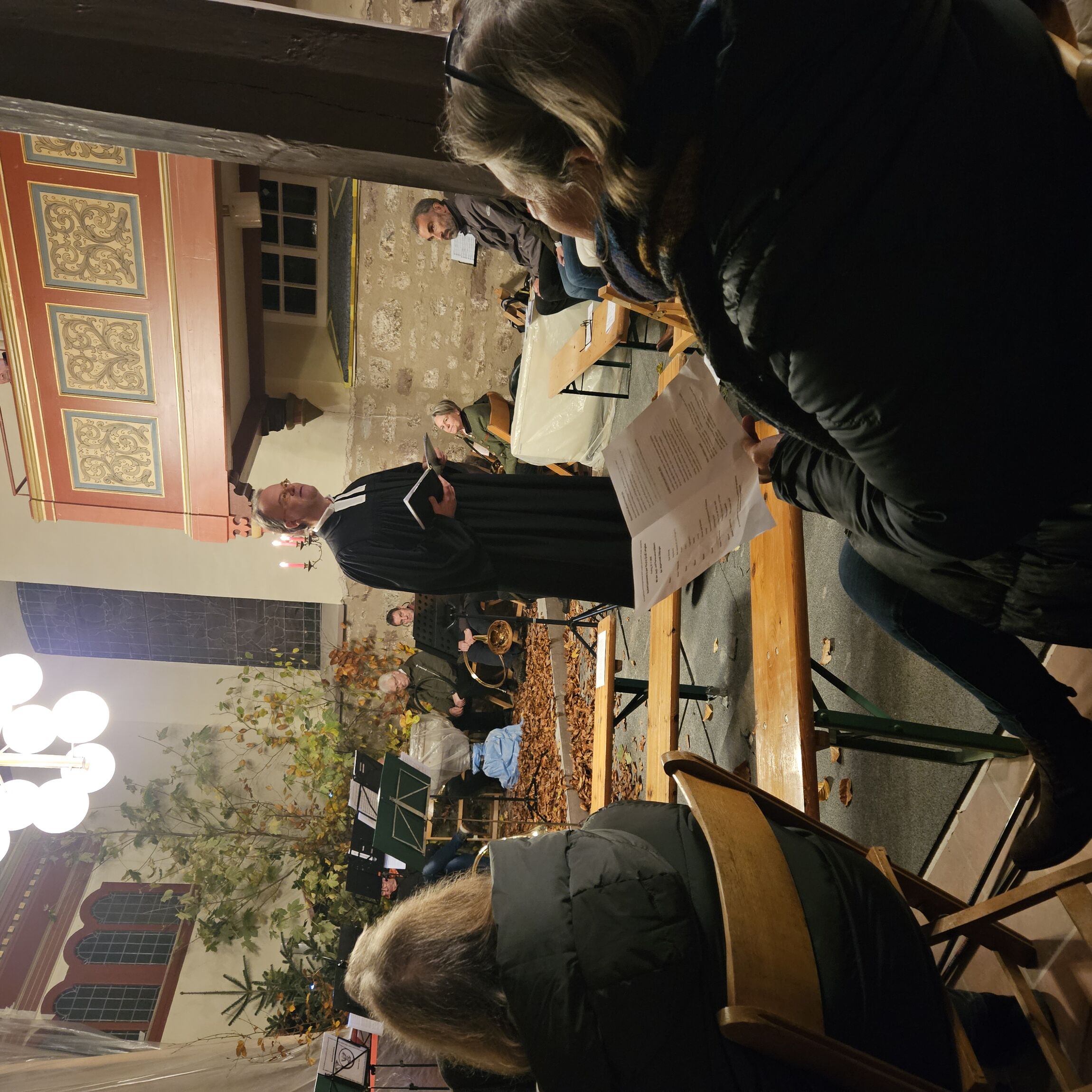 Pastor Martin Hauschild während der Predigt (Foto: L. Heinke)