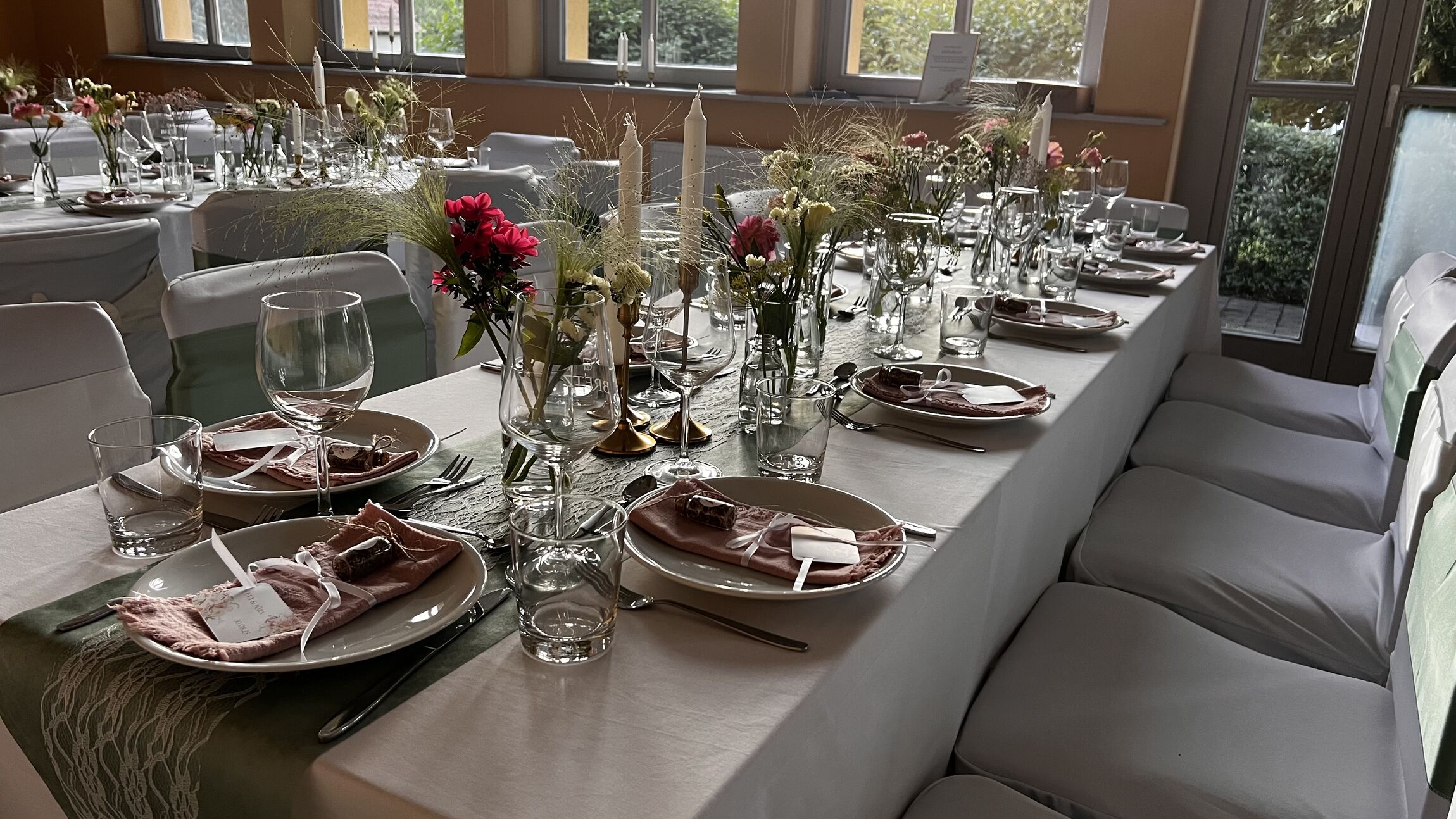 Festsaal im Gemeindehaus Klein Lengden (Foto: Mailien Wiegand)