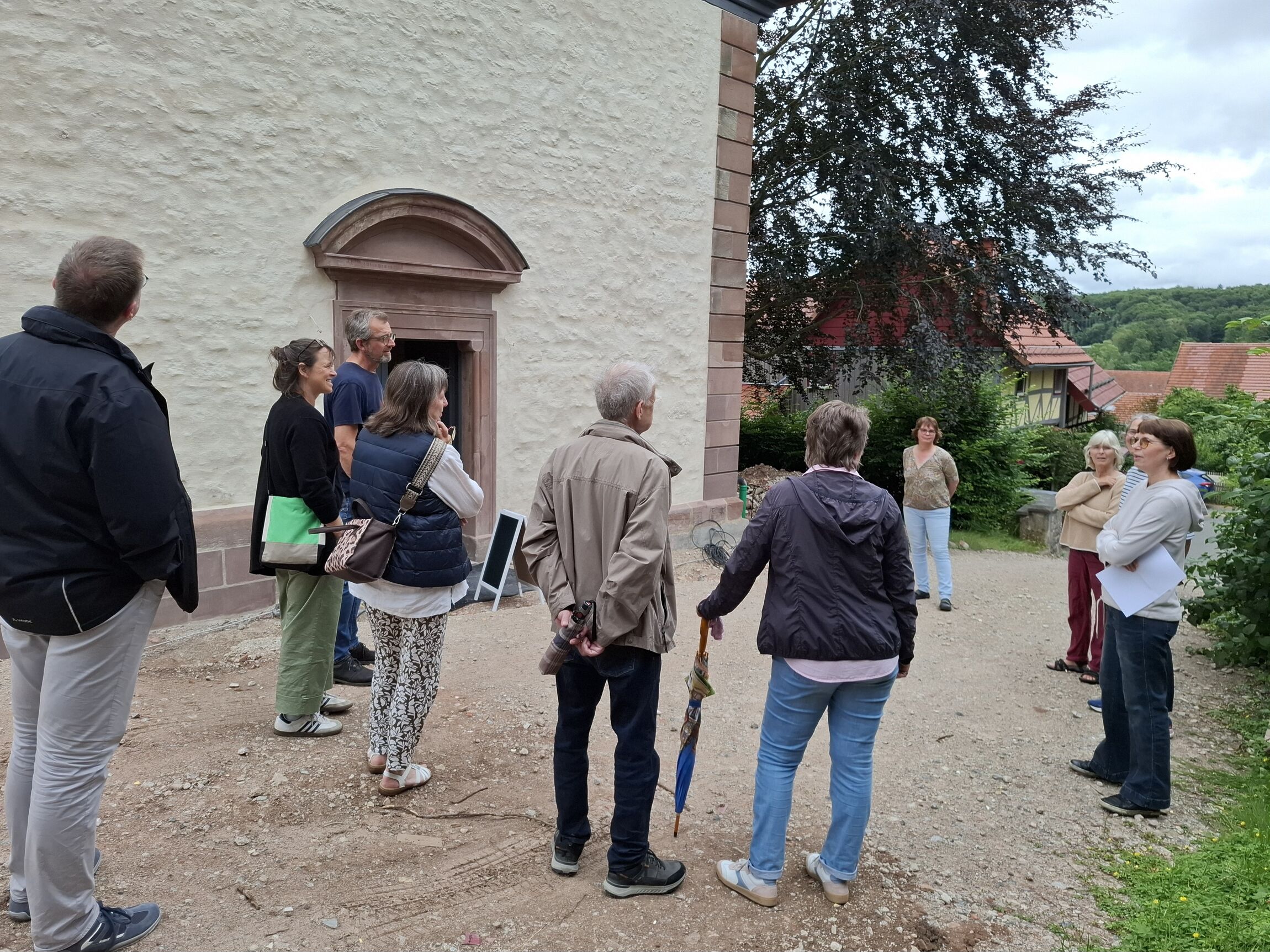 Kirchenbesichtigung (Foto: R. Kreide)