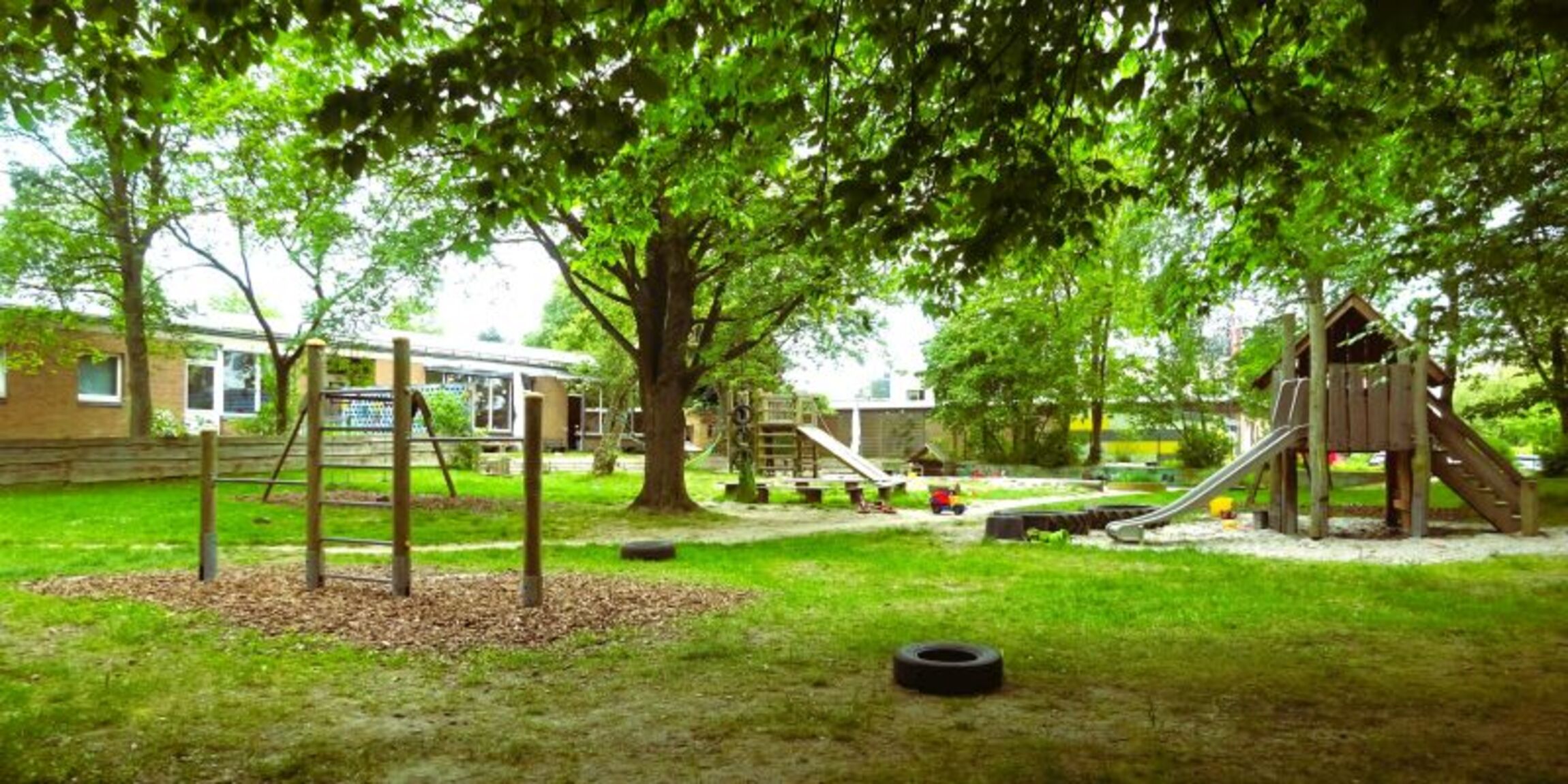 Spielplatz und Aussenanlage der Christophorus-Kita
