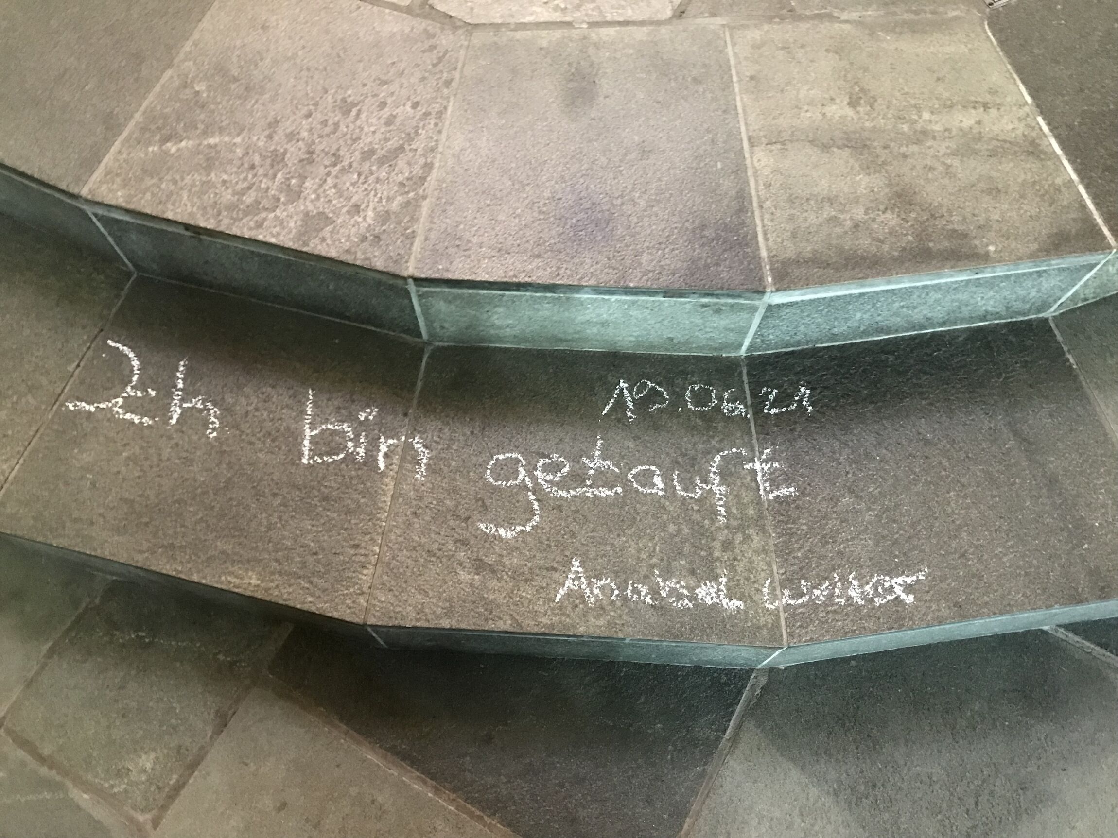 Getauft Kreideschrift