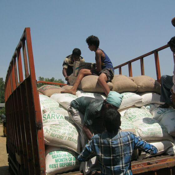 Flood_relief_2013_Material__18_