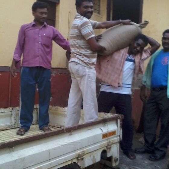 Flood_relief_2013_Material__25_