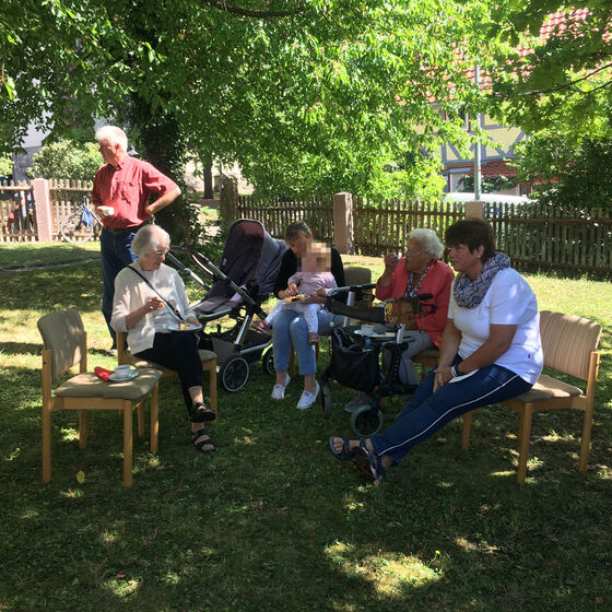 Jung und Alt (Foto: K. + H. Herrmann)