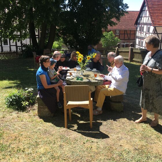 In wechselnder Runde (Foto: K. + H. Herrmann)