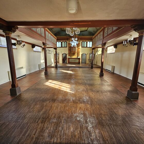 So haben wir die Kirche noch nie gesehen (Foto: L. Heinke)