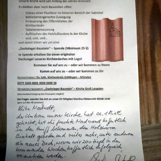 Ziegelaktion (Foto: M. Stietenroth)