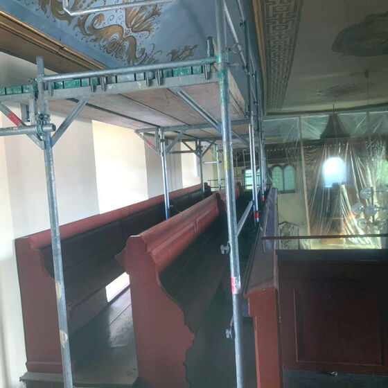 Gerüst auf der Empore (Foto: M. Stietenroth) 