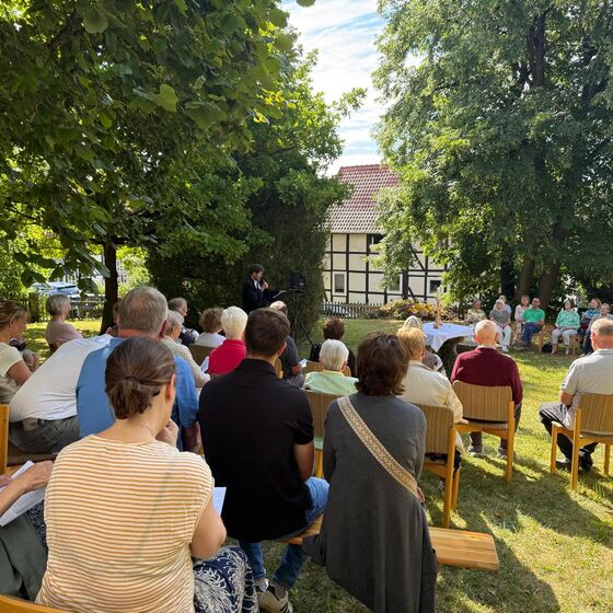 Predigt: Pastor Janssen (Foto: M. Stieteroth)