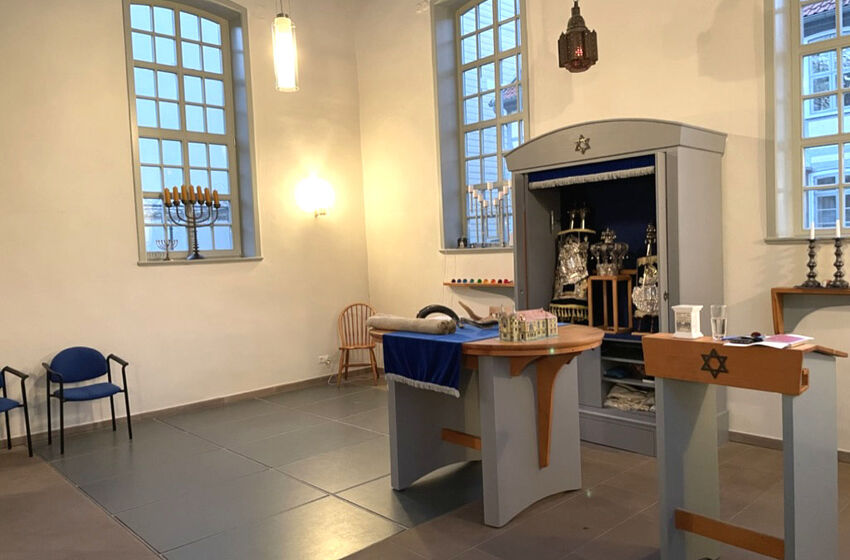 Besuch in der Synagoge (Foto: S. Hinker)