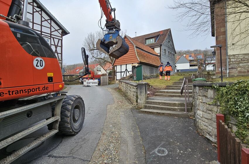 Schweres Gerät ist angerückt 4.2.2025 (Foto: L. Heinke)